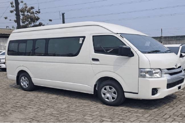 Paket Wisata Bandung Lengkap dengan Hiace Rental