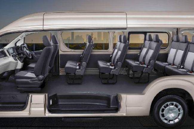 Tips Nyaman Naik Hiace untuk Perjalanan Jauh di Bandung