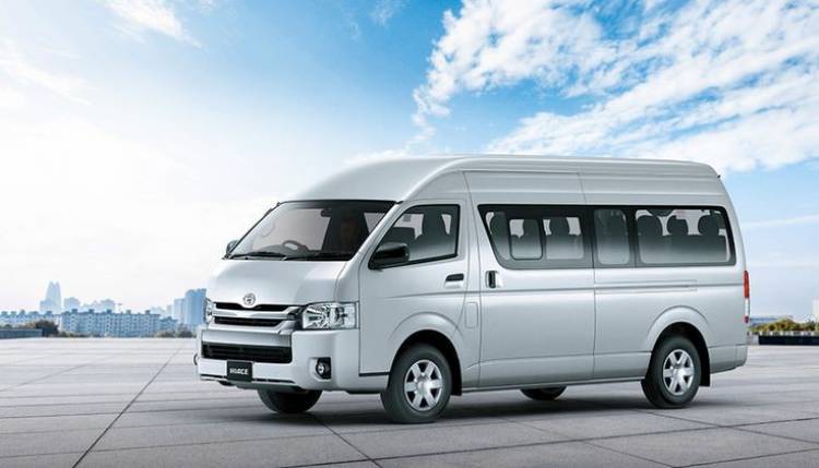 Sewa Hiace Bandung untuk Acara Pernikahan dan Event Khusus