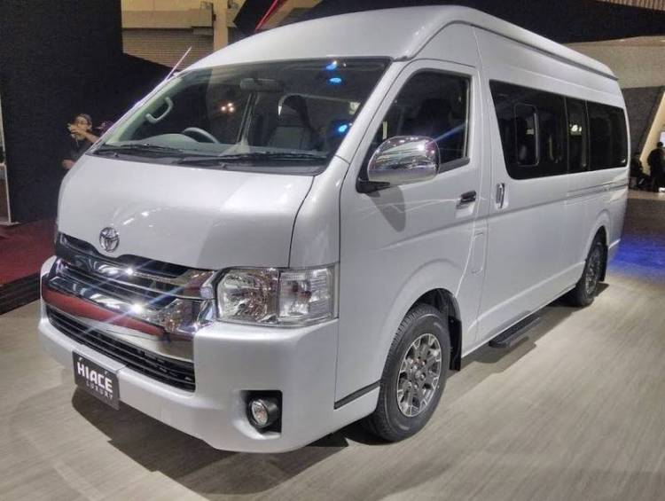 Sewa Hiace untuk Wisata Edukasi di Farmhouse Lembang