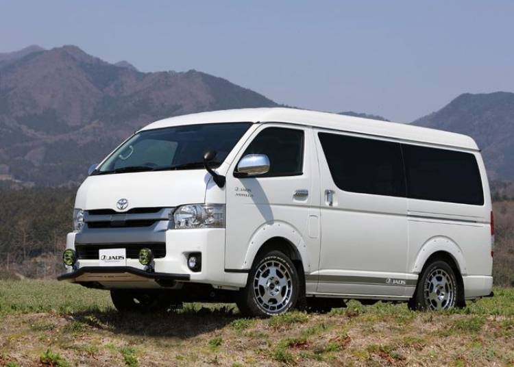 Transportasi Nyaman ke Dago Dreampark? Pilih Hiace Bandung