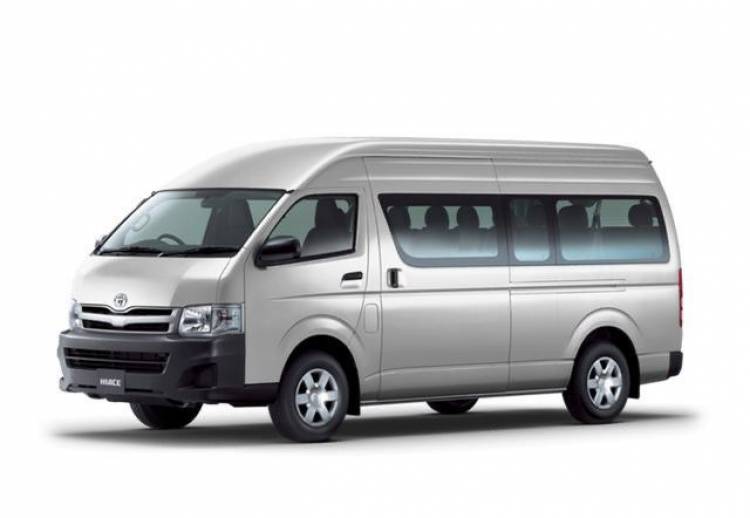 10 Alasan Kenapa Anda Harus Sewa Hiace di Bandung melalui Azirental